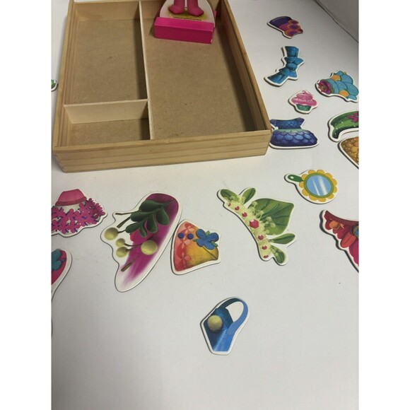 Dreamworks Trolls Poppy Magnetic Dress up Doll, Stand, Clothes, Case - Picture 3 of 8